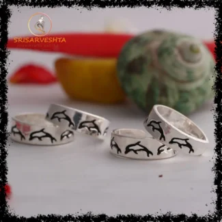 925 silver adjustable toe ring with  design related to Dolphins.
